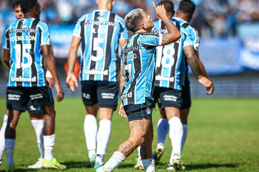 ¡Amague, Yefer, amagueee! 
